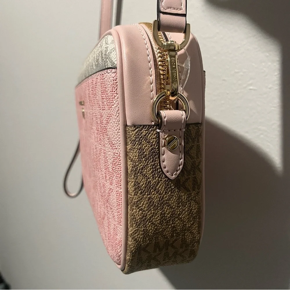 MICHAEL KORS- NWT Jet Set Charm Large EW Camera Xbody Bae Multi Color Pi… - Picture 7 of 15